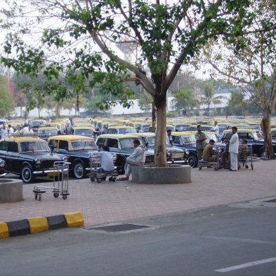 International Airport, Taxistand, Mumbai (maharestra, Indien), 2006